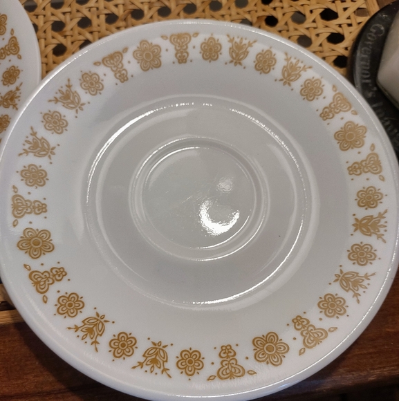 Vintage Corelle Butterfly Gold Saucers - Picture 4 of 9